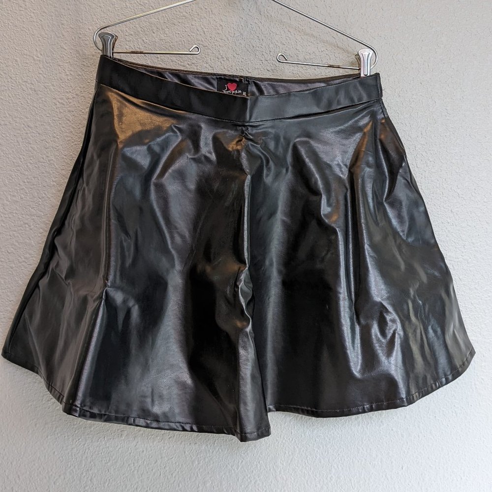 Black Skirt